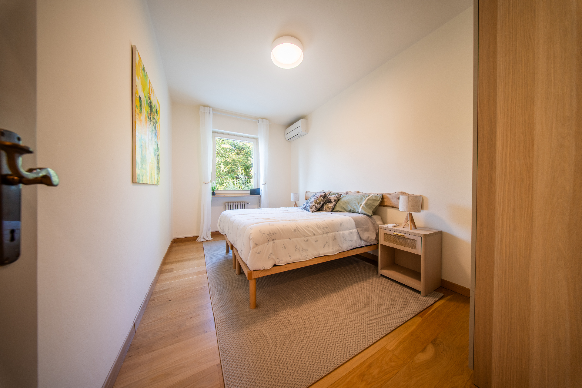 Peaceful double bedroom with garden view